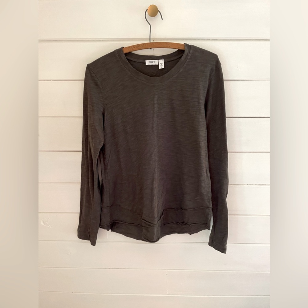 WILT Top Women XS V-Neck Cotton Charcoal Gray Slouch Boyfriend BL/S USA